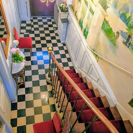 Royal Hubert Apartamento