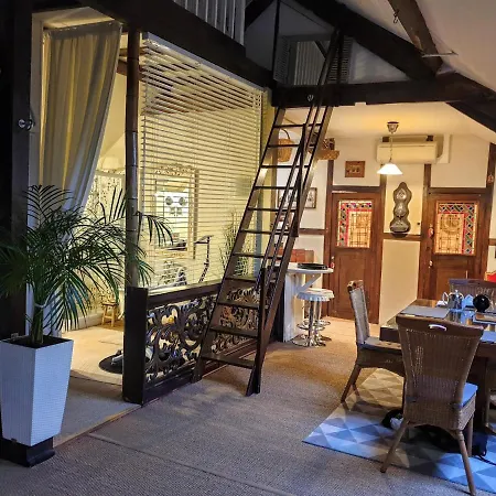 Apartamento Royal Hubert Provins